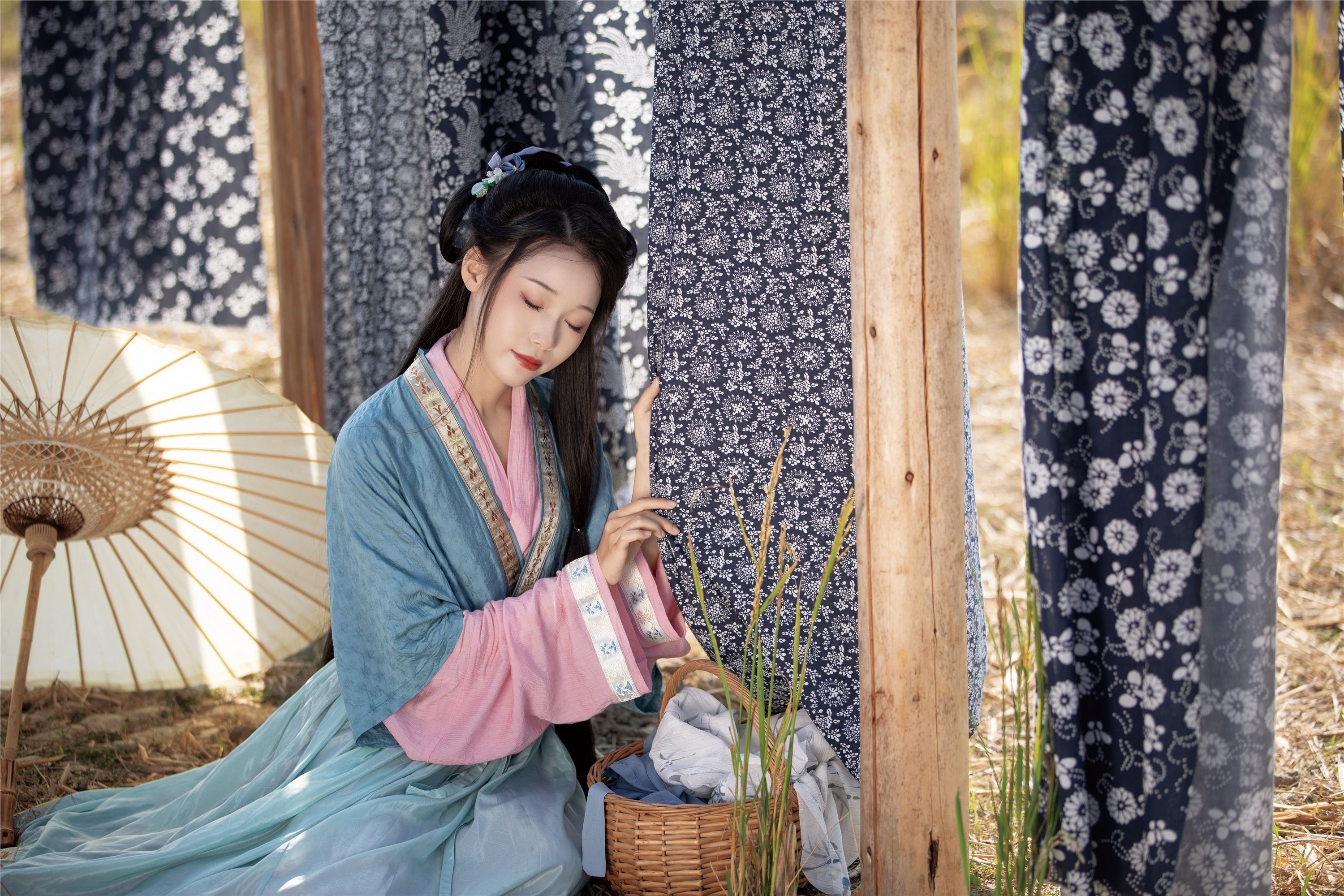 YITUYU艺图语 2025.01.25 拾穗 苗子